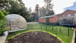 Photo 21- click for photo gallery